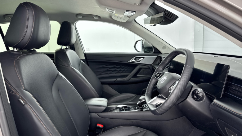 MG HS 1.5 T-GDI Trophy 5dr DCT Petrol Hatchback